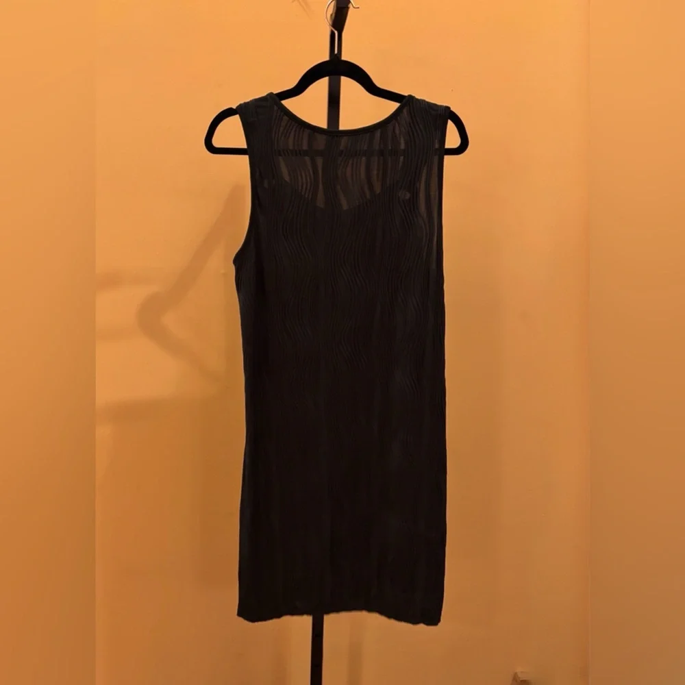Elegant Black Sleeveless Dress Ring Detail Size L - Picture 7 of 8